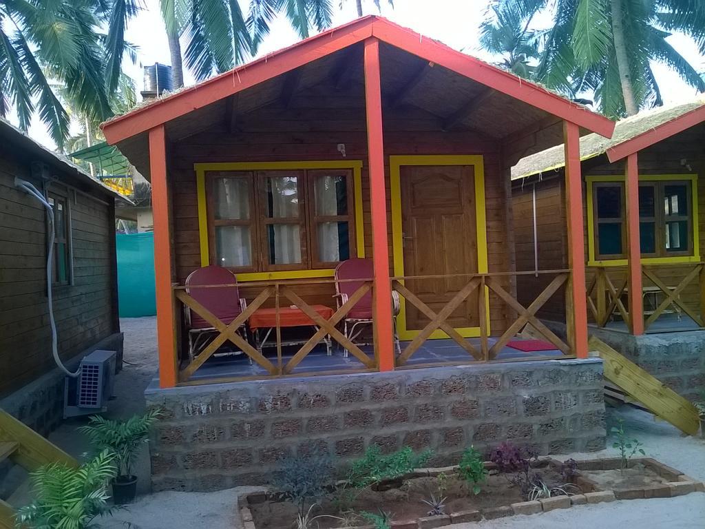 Agonda Beach Bumps Hotel Exterior photo